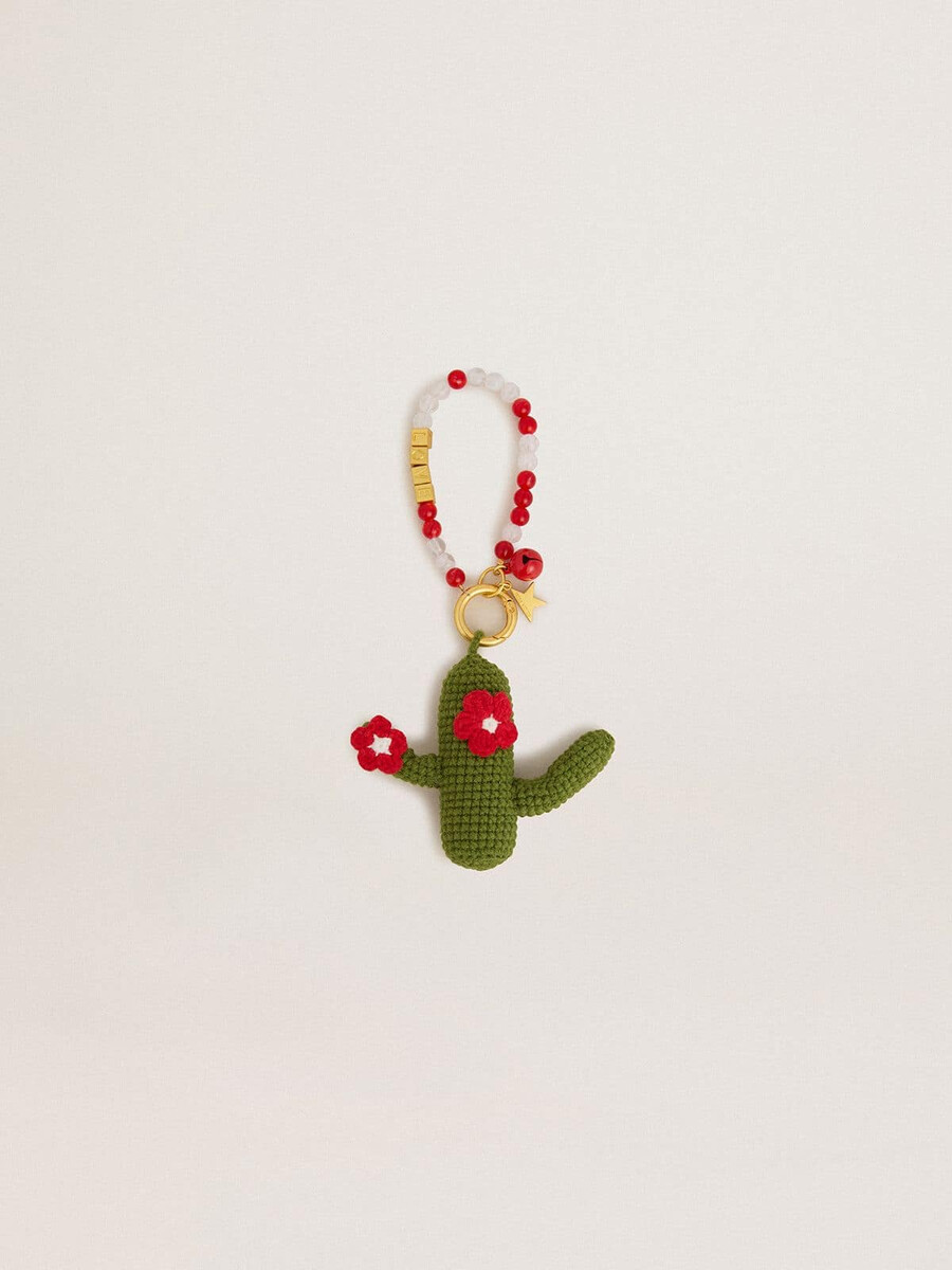 cactushangertje van gehaakt katoen met kralenketting