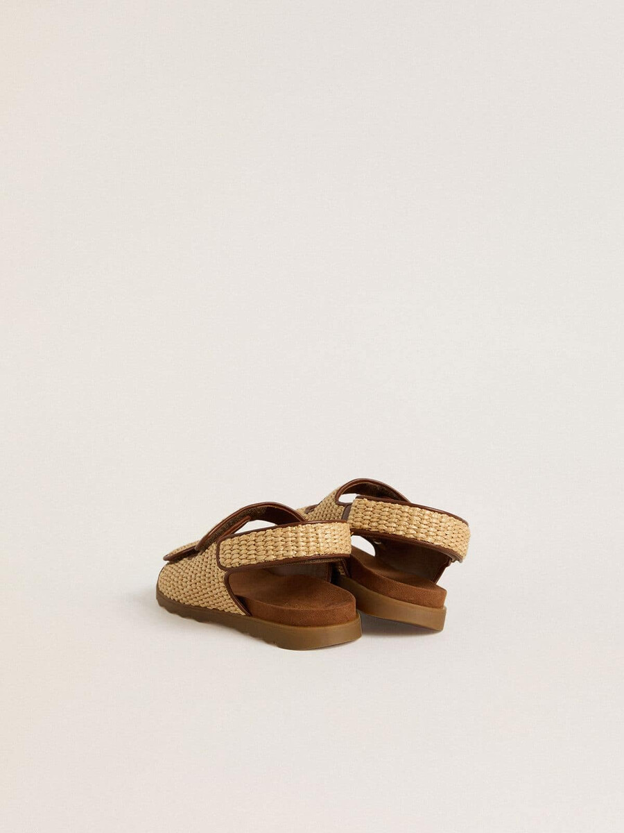 noa junior sandalen van beige raffia en bruin leer.