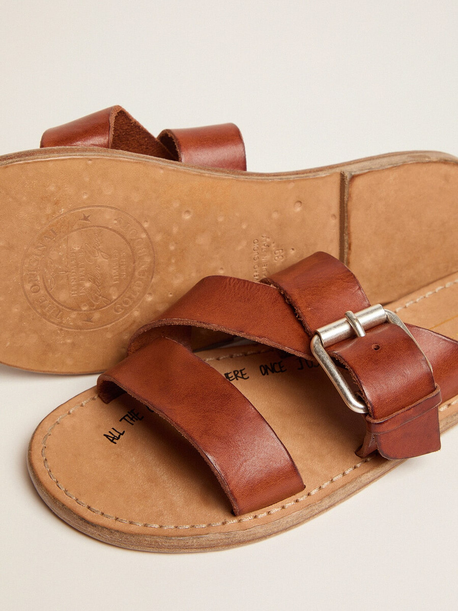 margaret platte sandalen van met hars gecoat leer