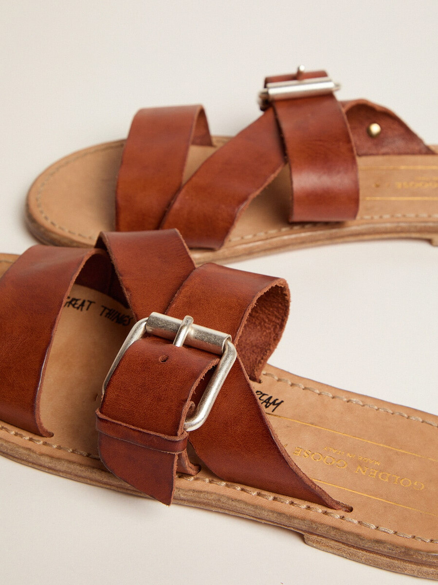 margaret platte sandalen van met hars gecoat leer