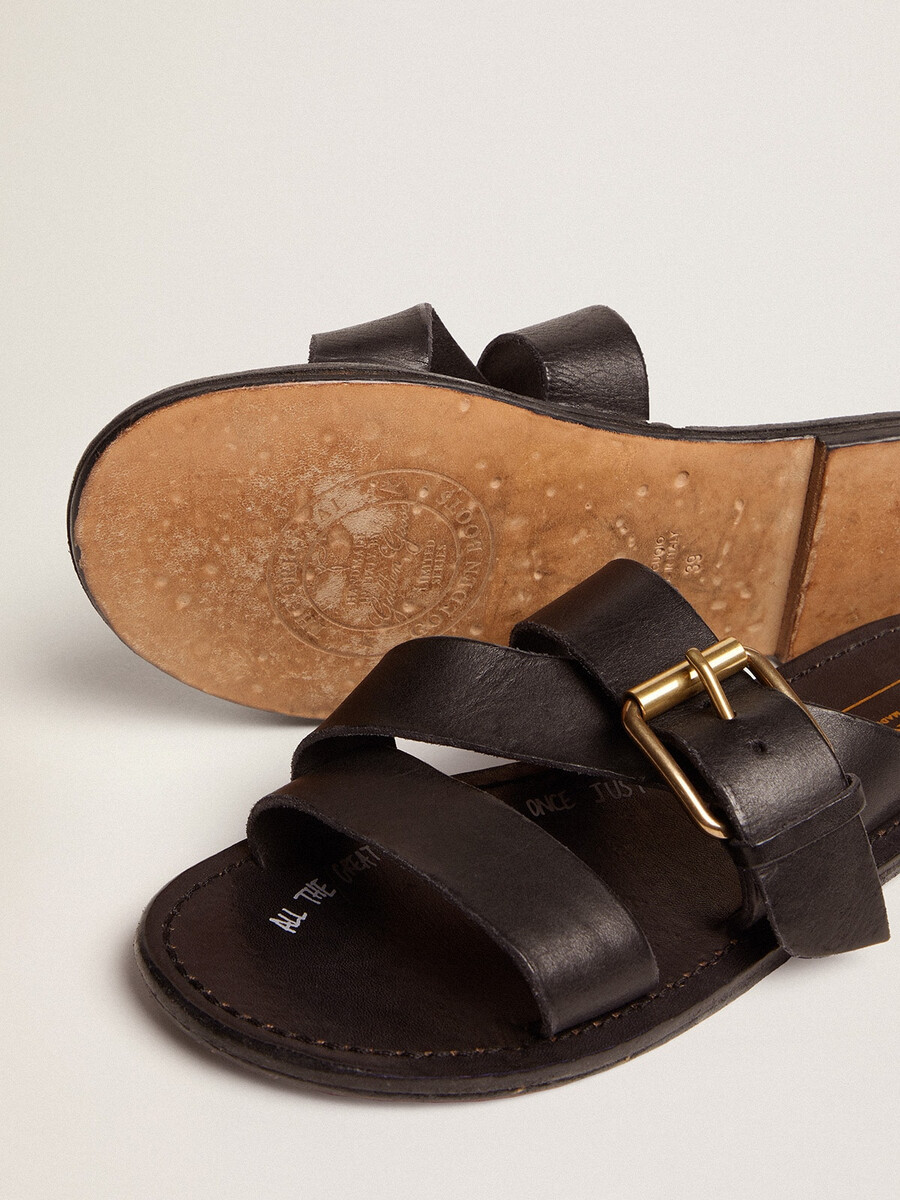 zwarte leren platte sandalen met gesp margaret