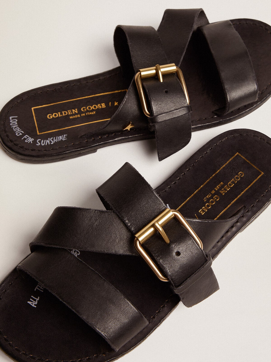 zwarte leren platte sandalen met gesp margaret