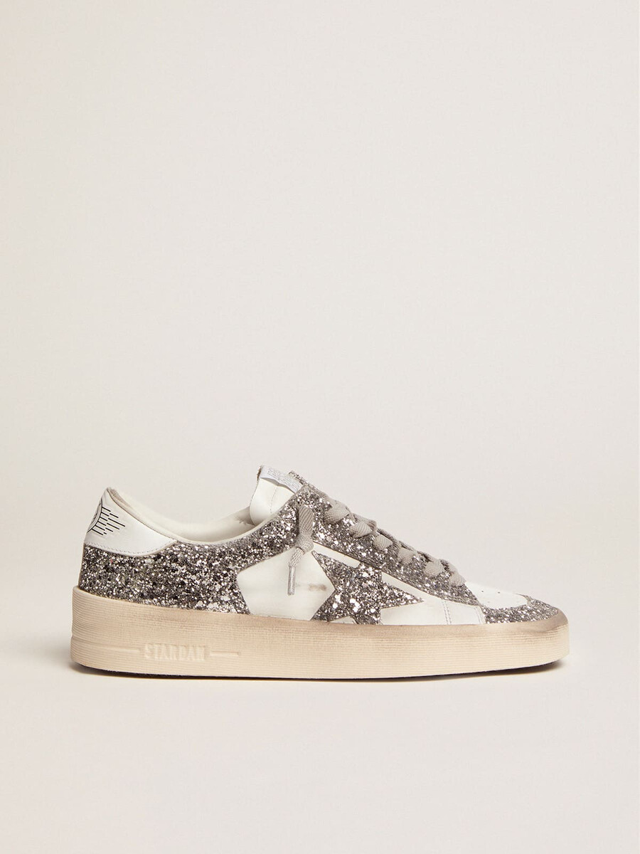damessneakers van stardan met zilveren glitter.