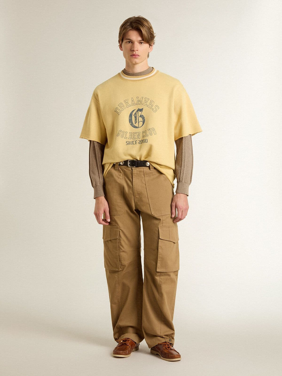 beige herentrui met geborduurd logo