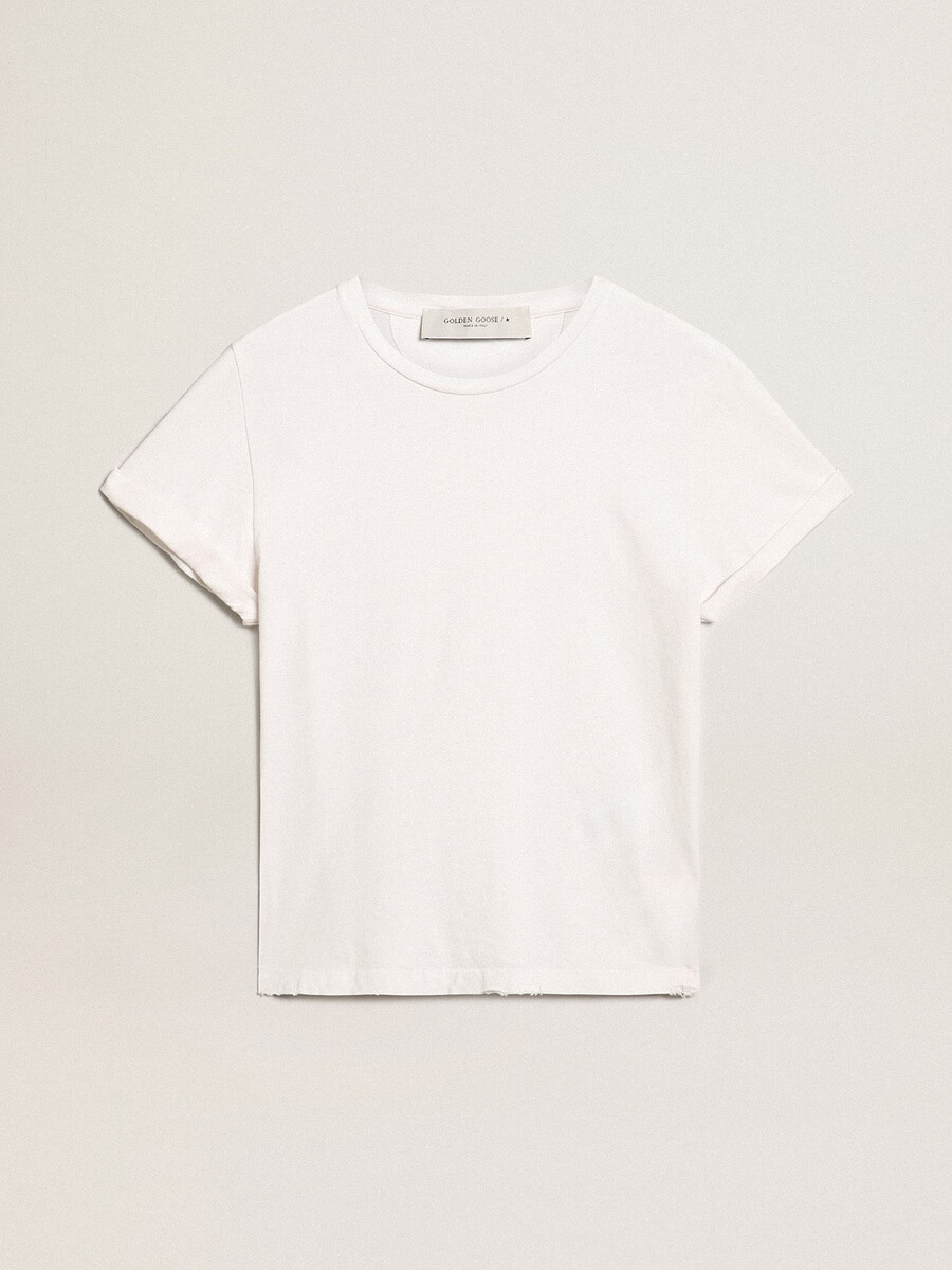 getailleerd dames-t-shirt met een verwassen look in wit.